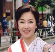 韓譯演歌 -( 走馬 灯 )- / 唄 : 伍代夏子