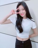 AOA 설현, 팬들 생일 축하에 '한겨울 배꼽티' 인사 "진심으로 감사합니다"