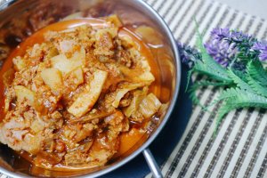 통조림햄을 이용한 김치짜글이~! 밥한공기 뚝딱