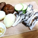 버섯이랑 칼국수랑 이미지