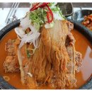 뼈통 묵은지 감자탕 이미지