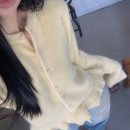 위플로 | 바이베이지- 위플 앙고라 프릴 캉캉 가디건/ 따뜻하고 유니크한 니트가디건 :)