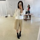 멜리니즈 | [드멜리 demely 안국 팝업스토어] 키작녀가 추천하는 블라우스 3종 • 핀턱 코튼 버뮤다 팬츠 구매후기