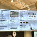 피치블랙 | 김포 카페 이모션 브런치 맛집 / 어니언베이글&크림치즈·피치히비스커스티·레몬허니블랙티 후기