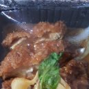 김치찌개와 돈까스 이미지