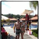 J2319 | NO.27> 독고탁과 제로당 넷째날: 클럽메드 체러팅 메인풀에서 휴식 + 마지막 작별인사 + 콴탄공항...