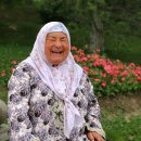 우즈베키스탄 사람들의 표정 이미지