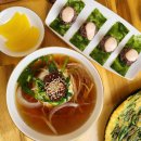 새콤달콤한 양념과 쫄깃한 면발이 어우러진 별미, 비빔국수 맛집 5곳 이미지