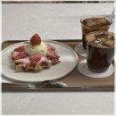 리띵커피 이미지