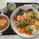 파인보울 샐러드 이미지