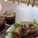 경기도 수원시 권선구 권선로 564 (세류동) | 수원 세류동 카페 | 친구랑 두옥가서 리트리버 만나고 옴⭐️