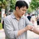 "하루종일 물 속에 있는 기분" 장마철 땀, 마찰에 취약한 피부, 방치했더니 이미지