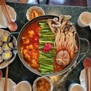 신용산 맛집 용산마루, 용리단길 메밀김밥 곱도리탕 솔직후기