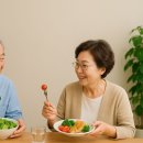 “먹는 습관이 수명을 바꾼다” 시니어 장수의 비밀은 ‘식탁’에 있다 이미지