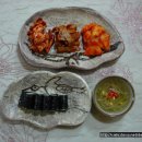 맛있는 충무김밥과 콩나물국 이미지