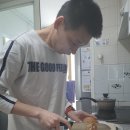 [4월 15일] 가사(요리)활동 - 훈제오리구이/ 게맛살오이샐러드 이미지