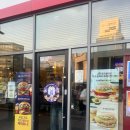 보라매역 6번출구앞 | 맥도날드 신메뉴 추천 페퍼로니피자버거 솔직후기 칼로리 가격