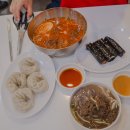 고터맛집 영동냉면 매운맛 50% 마약김밥 만두 세트 후기