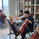 지브리를 품은 클래식 이미지