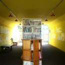 장미여인숙 이미지