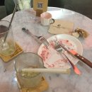 투월드 | 커넥트투 다녀온 후기 ☕️ 잠실 롯데월드몰 카페 | 넓고 쾌적 조용, 딸기말차라떼, 크로플, 케일주스