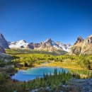 산과호수 이미지