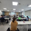 바른자세의 과학연구원 이미지