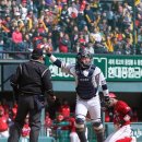 태그아웃 이미지