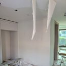 더빌리지 | 고양시 도배 덕양구 삼송 자이 더빌리지 도배 후기｜타운하우스 하루 완공, 화이트 실크 시공