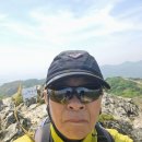 금정산의상봉(638n),원효봉(687m),고당봉(801.5m) / 부산광역시 금정구 이미지