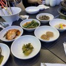 둠지능이버섯백숙 이미지