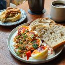 탁 글라스(TAk GLASS) | 경주 브런치 카페 탁 TAK 금리단길 사워도우 카다멈번 맛집