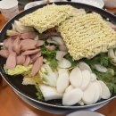 필이네반찬 | 시청역] 진주회관 / 콩국수 말고도 잘해요 해물과 햄이 잔뜩 들어간 살짝 맵칼한 섞어찌개 먹은 후기 리뷰