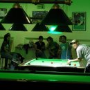 당구치는 사람들 이미지