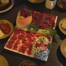 고성군 작은영화관 | 대구 고성동 맛집 소극장 대구고성점｜극장 콘셉트에서 즐기는 생고기·차돌박이사시미 반반 후기