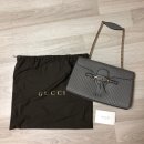 구찌 마이크로시마 에밀리체인숄더백 , 구찌시마 여성용레드지갑 , 루이비통모노그램카드지갑 , 루이비통모노그램장지갑 ,칼라거펠트 선그라스 이미지