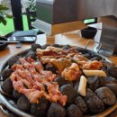 닭갈비쟁반국수 | 춘천 현지인 맛집 참나무숯불닭갈비 맥반석에 구워먹는 독특한 닭갈비