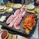 돈풍김치삼겹살 이미지