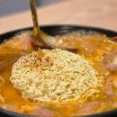 엉클부대찌개 만년점 | 만년동 점심 맛집으로 라면사리 무한리필 부대찌개, 엉클부대찌개 만년점