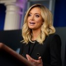 CNN's Jake Tapper and the White House's Kayleigh McEnany spar after he says 이미지