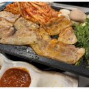 묵은지삼겹살 - 군산시 경암로 56 | 묵은지삼겹살