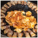 무쇠김치삼겹 - 마포구 와우산로21길 20-5 | 무쇠김치삼겹