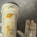 기아타이거즈 김도영 실사 풋가드 배팅장갑 이미지