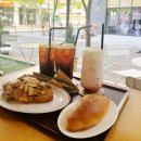 로뎀트리스파 | 전주 효자동 소금빵 맛집 테이크어브레드 카페 방문후기