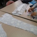 재봉틀로 시작한 옷 만들기 이미지