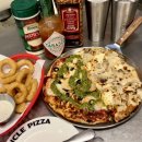 버스정류장(용산역1번출구) | 용산역피자 / 용산역데이트 &#34;엉클피자 용산점&#34; 피맥 맛집 방문 후기