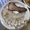 정부과천청사역 맛집! '중앙국밥' 20시간 가마솥 육수의 돼지국밥&야들야들 수육 후기