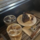 쉬프트 | 광주 용봉동 신상 심야카페 커피 맛집 "로우쉬프트" 내돈내산 후기
