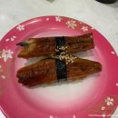 [맛집] 더현대서울 푸드코트 맛집 내돈내산 솔직후기 / 본가스시 회전초밥 / 카페레이어드 / 만석닭강정...
