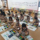 로봇이 움직이는 도서관 이미지